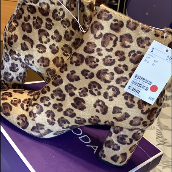 H&M Ankle Booties - Picture 3 of 3